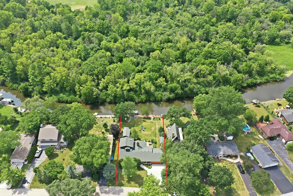4115 Westwood Drive, Wonder Lake, IL 60097