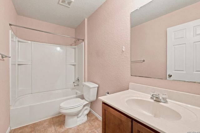 25118 Remington Oaks, San Antonio, TX 78261