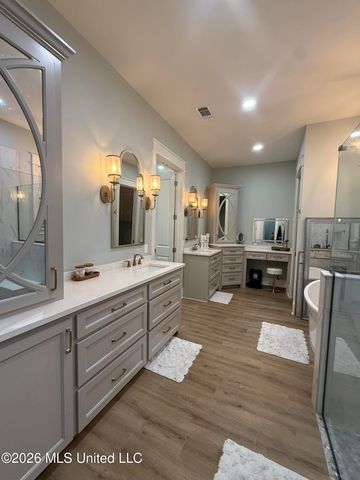 16 Manatee, Hattiesburg, MS 39402