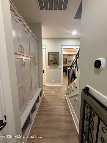 16 Manatee, Hattiesburg, MS 39402