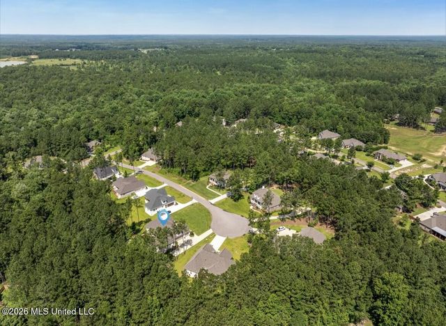 16 Manatee, Hattiesburg, MS 39402