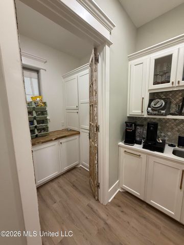 16 Manatee, Hattiesburg, MS 39402