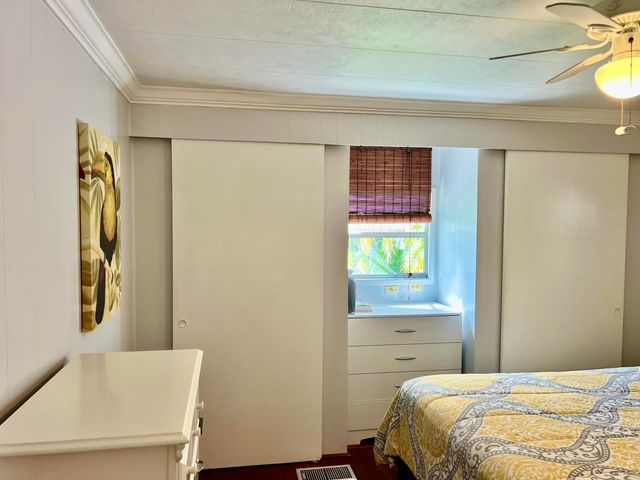 1552 S 33rd Road, Hollywood, FL 33021
