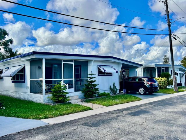 1552 S 33rd Road, Hollywood, FL 33021