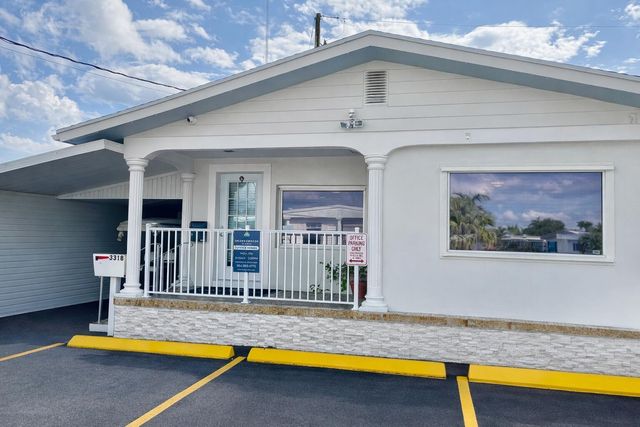1552 S 33rd Road, Hollywood, FL 33021