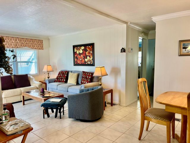 1552 S 33rd Road, Hollywood, FL 33021