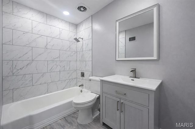 1280 Old York Drive, Florissant, MO 63033