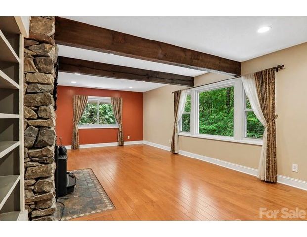 3 Edelweiss Drive, Horse Shoe, NC 28742