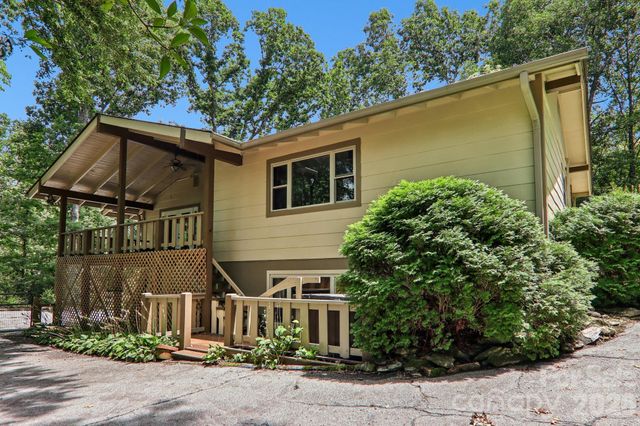 3 Edelweiss Drive, Horse Shoe, NC 28742
