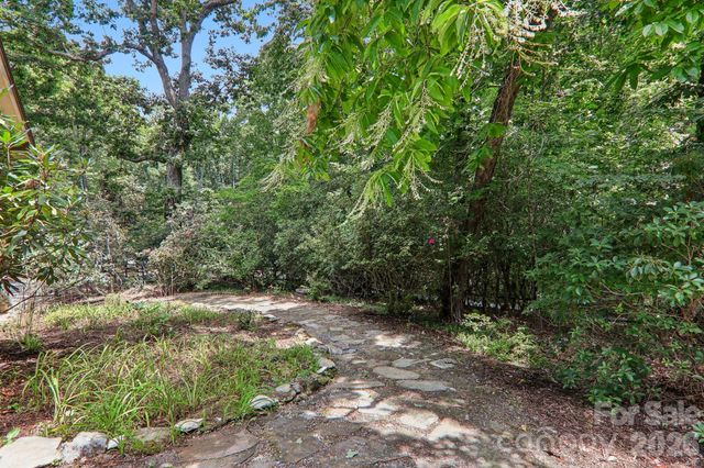 3 Edelweiss Drive, Horse Shoe, NC 28742