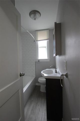 3969 Potomac Street 2E, St Louis, MO 63116