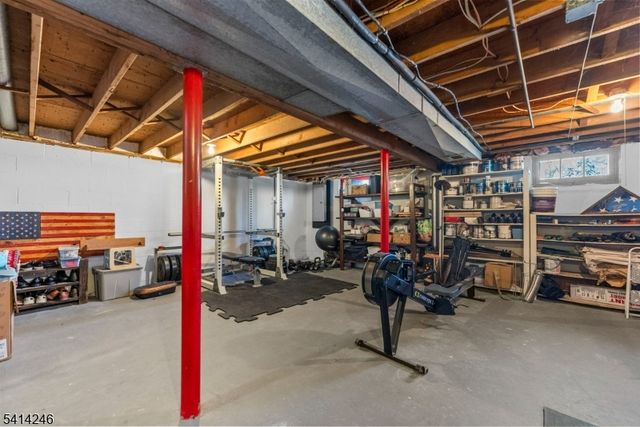 11 Grover St, Roxbury Twp., NJ 07876