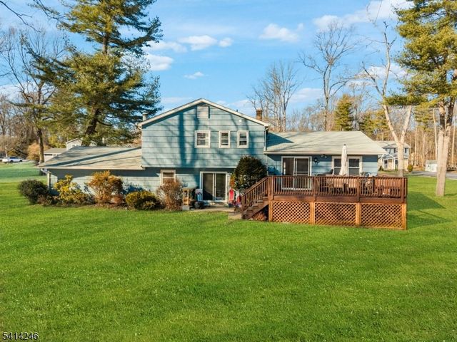 11 Grover St, Roxbury Twp., NJ 07876