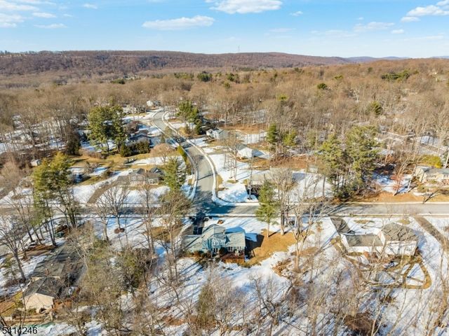 11 Grover St, Roxbury Twp., NJ 07876