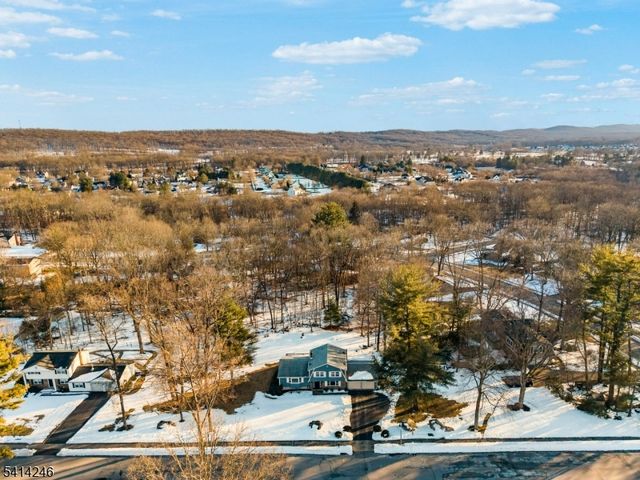 11 Grover St, Roxbury Twp., NJ 07876