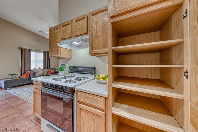 6255 Dan Blocker Avenue 101, Henderson, NV 89011