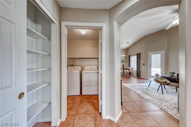 6255 Dan Blocker Avenue 101, Henderson, NV 89011