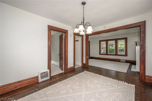 489 Marview Avenue, Akron, OH 44310
