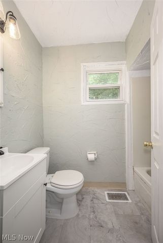 489 Marview Avenue, Akron, OH 44310