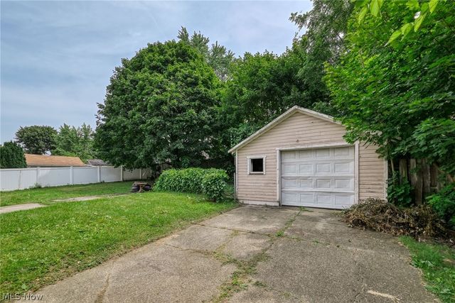 489 Marview Avenue, Akron, OH 44310