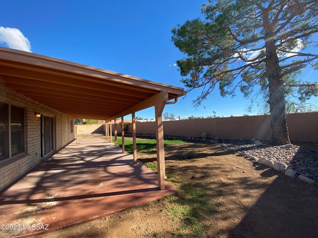 7720 E David Drive, Tucson, AZ 85730