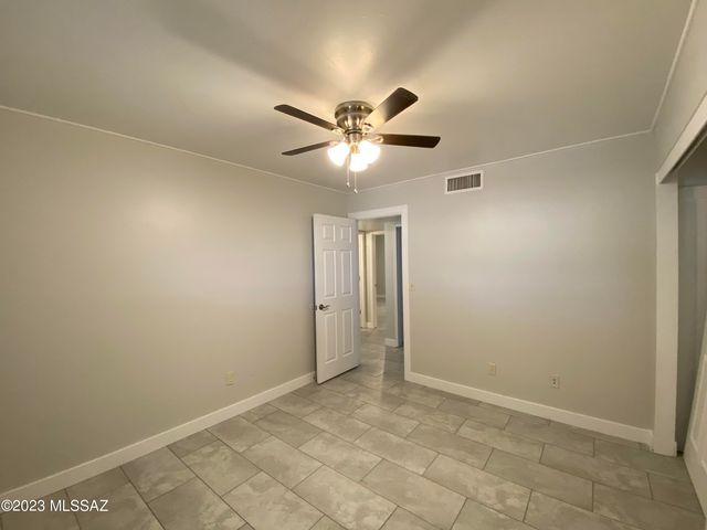 7720 E David Drive, Tucson, AZ 85730