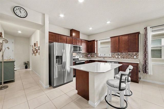 2739 SUMMER RETREAT LANE, Kissimmee, FL 34744