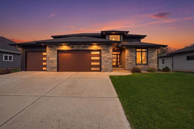 5326 Mary Lane, Fitchburg, WI 53711