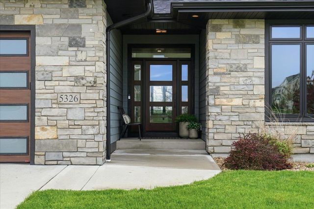 5326 Mary Lane, Fitchburg, WI 53711