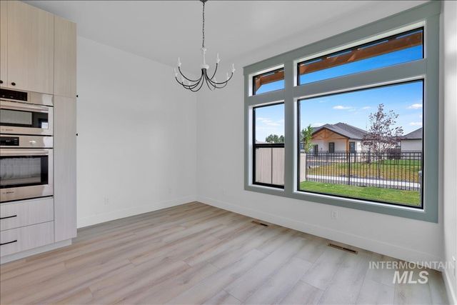 537 Canyon Mist Dr, Twin Falls, ID 83301