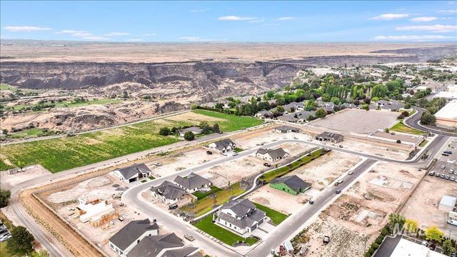 537 Canyon Mist Dr, Twin Falls, ID 83301
