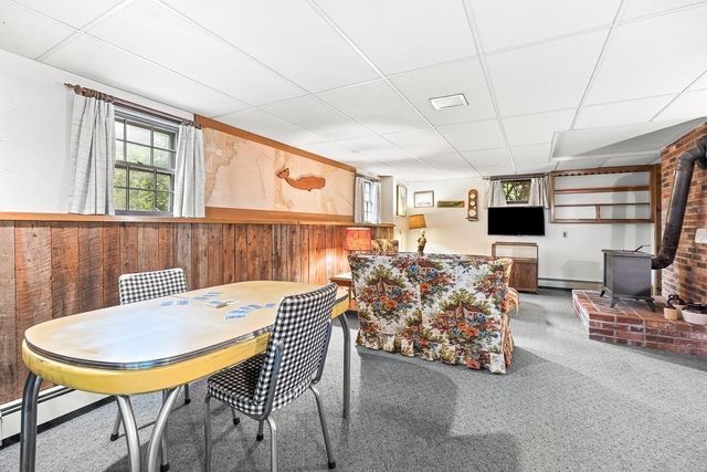 6 Woodbury Lane, Rockport, MA 01966