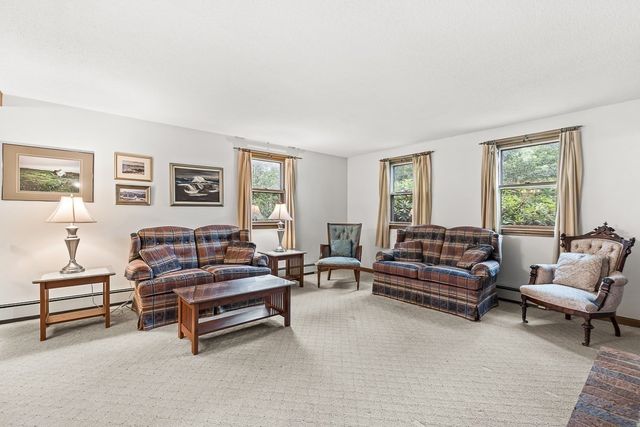 6 Woodbury Lane, Rockport, MA 01966