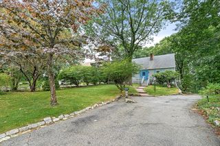 6 Woodbury Lane, Rockport, MA 01966
