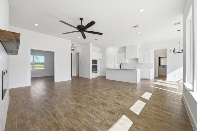 108 Cattleman Drive, Poolville, TX 76487