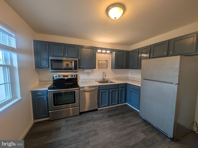 887 OLD SILVER SPRING ROAD, Mechanicsburg, PA 17055