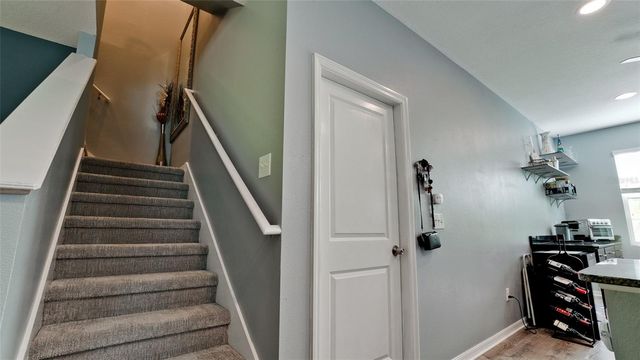 6476 BOXGROVE DR, Sarasota, FL 34240