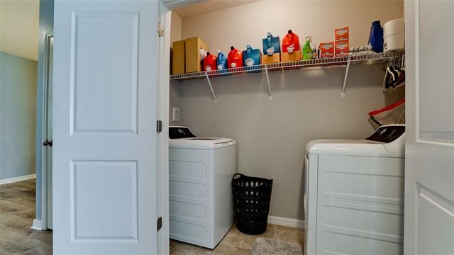 6476 BOXGROVE DR, Sarasota, FL 34240