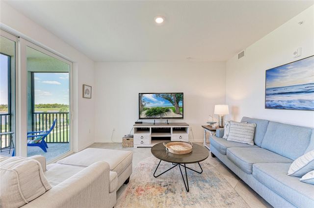 12180 WELLEN GOLF STREET 306, Venice, FL 34293
