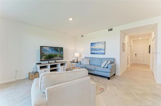 12180 WELLEN GOLF STREET 306, Venice, FL 34293
