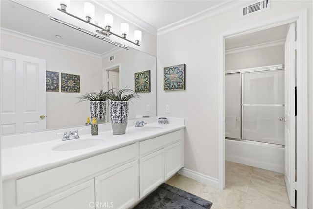 14678 Winnipeg, Fontana, CA 92336