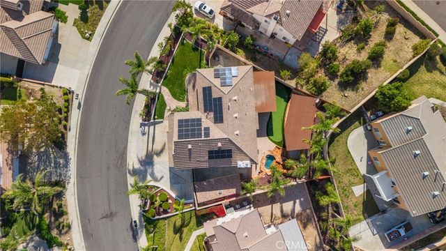 14678 Winnipeg, Fontana, CA 92336