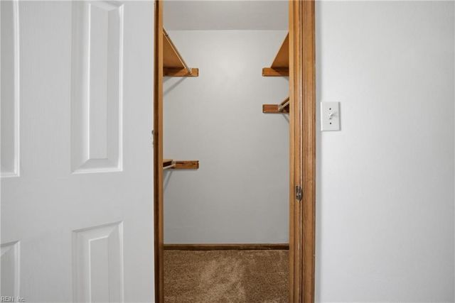 1212 Hillock XING, Virginia Beach, VA 23455
