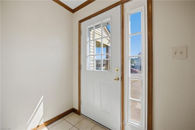 1212 Hillock XING, Virginia Beach, VA 23455