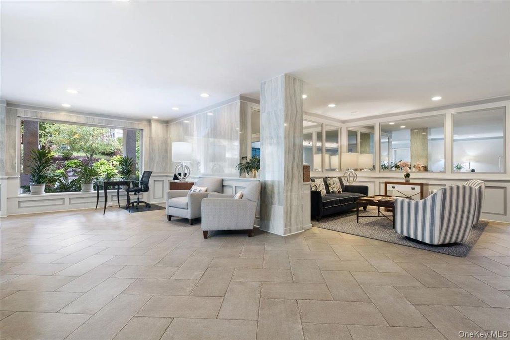 3 Washington Square 6B, Larchmont, NY 10538 — photo 3