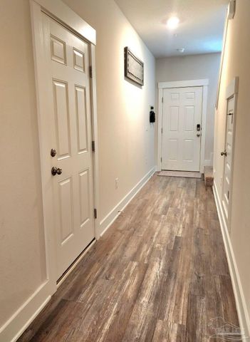 1512 Iroquois Ct, Pensacola, FL 32534