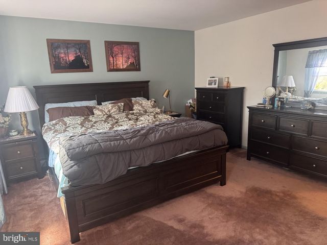 360 OHIO AVE, Shenandoah, PA 17976