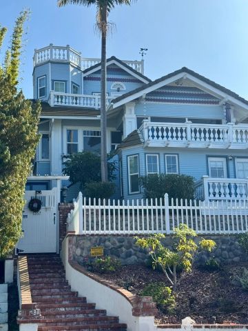 1357 Olivet St, La Jolla, CA 92037