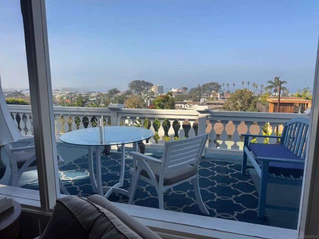 1357 Olivet St, La Jolla, CA 92037