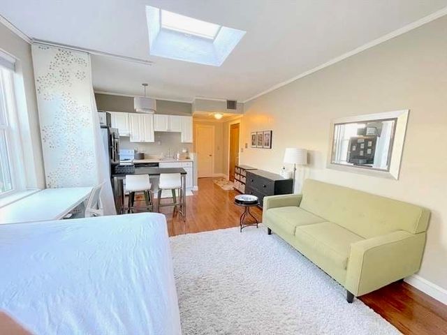 1411 Commonwealth Ave 504, Boston, MA 02135